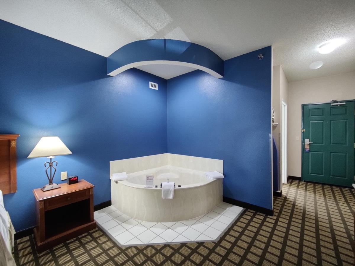 Hotel Baymont By Wyndham Albany Extérieur photo