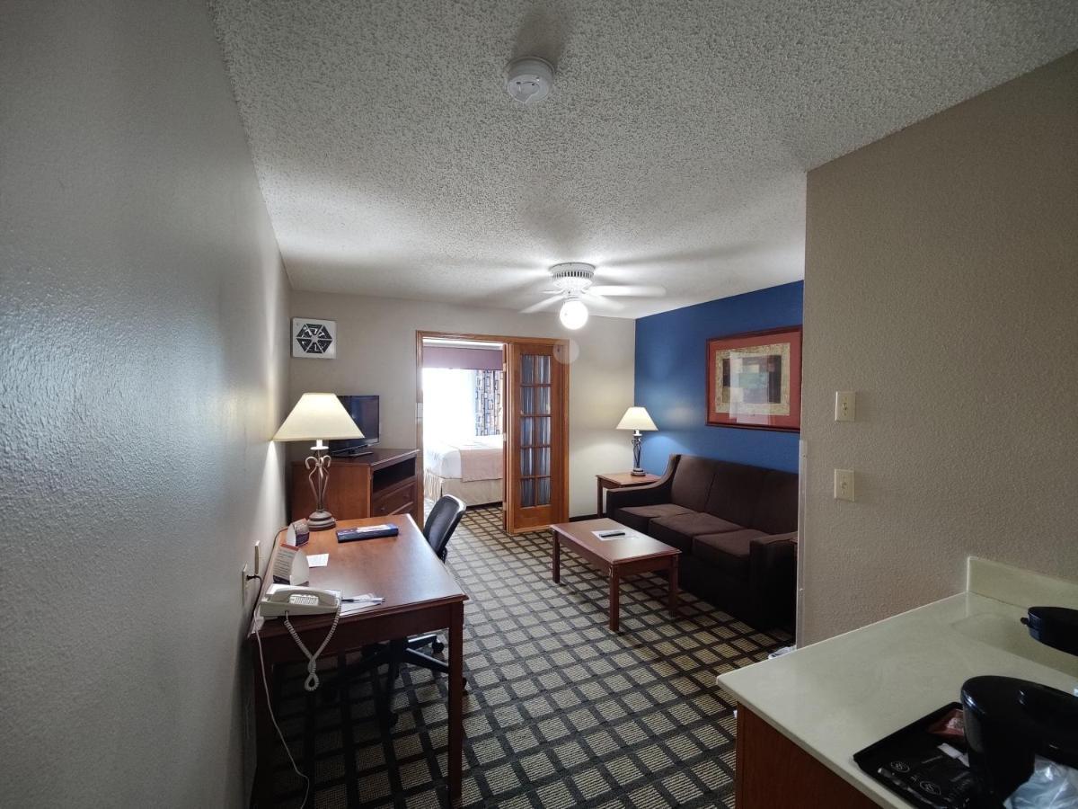 Hotel Baymont By Wyndham Albany Extérieur photo