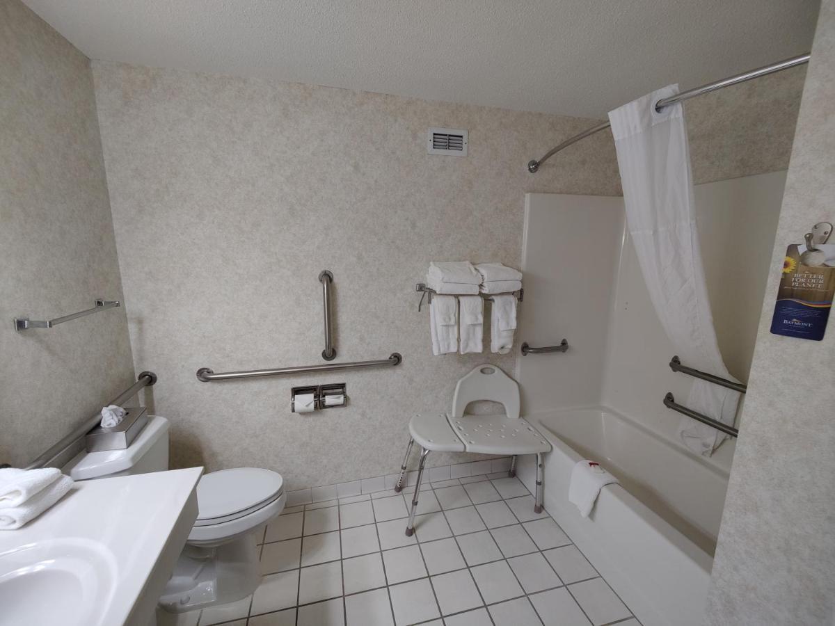 Hotel Baymont By Wyndham Albany Extérieur photo